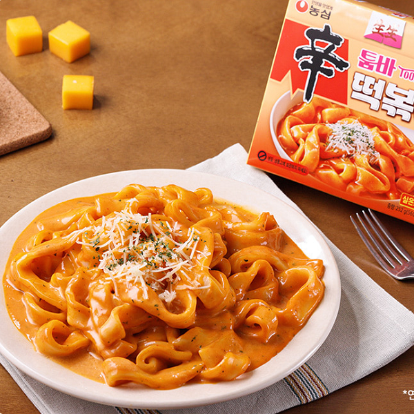 [Nongshim] Saengsaeng Shin Ttomba Flat Tteokbokki Noodles (252g)